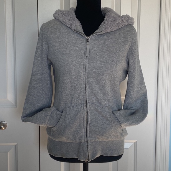 Kirra Grey Medium Faux Fur Super Soft Zip Up Hoodie Jacket With Pockets - Picture 3 of 14